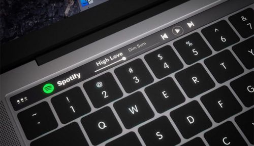 La Touchbar è una buona idea, ma sacrifica i tasti funzione e non aggiunge un gran valore all'utilizzo professionale.