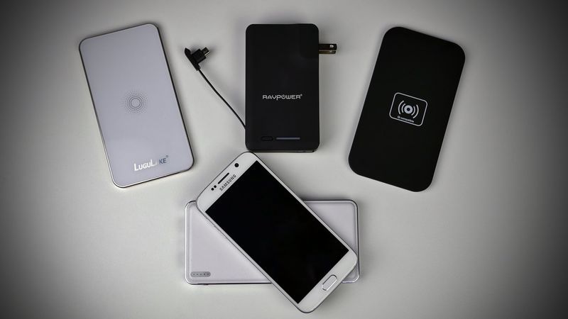I 15 migliori caricabatterie portatili per non rimanere mai a secco, con lo  smartphone e non solo